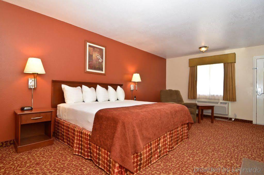 ชัวร์สเตย์ พลัส โฮเต็ล บาย เบสต์เวสเทิร์น ซาปาตา Hotel Zapata ภายนอก รูปภาพ